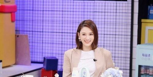 爆料杨迪的视频大全最新,揭秘明星幕后趣事与真实一面  第1张